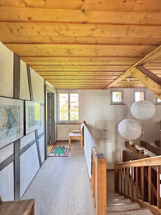 Gepflegtes Riegelhaus mit Traumgarten & Weitsicht - ausbaubar 9