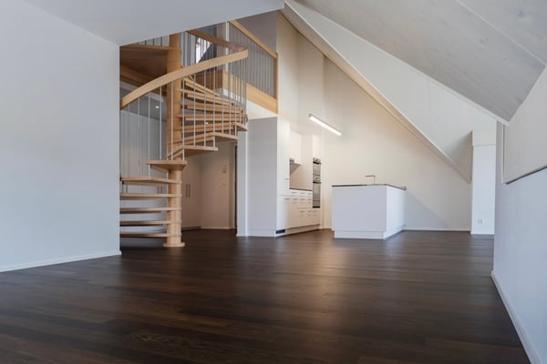 Erstklassige 4.5-Zi. Maisonette Dachwohnung 1