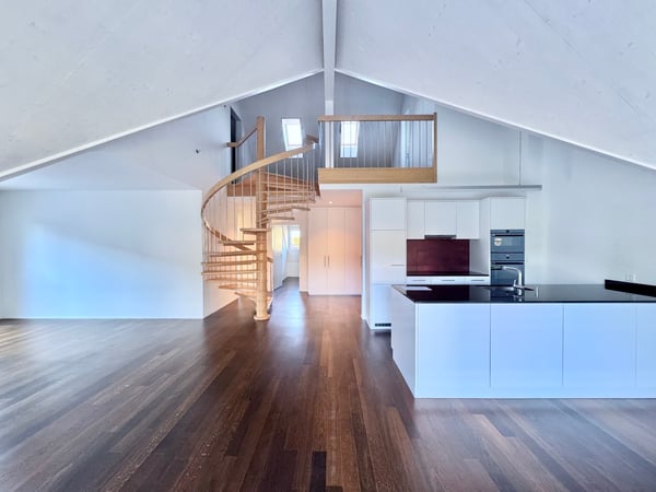 4.5-Zi. Maisonette Dachwohnung, ruhige Lage 1