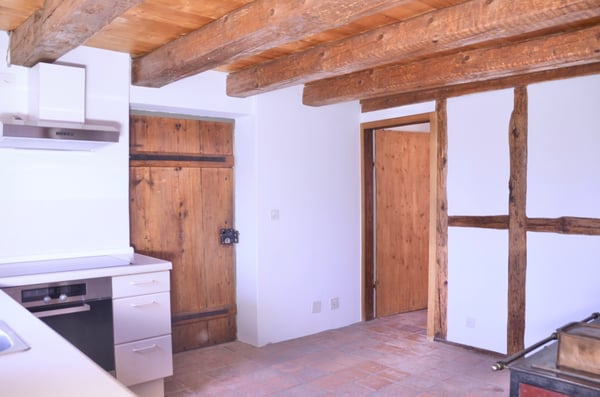 6.5 Zi. Riegelhaus mit grosser Scheune und Garten 5