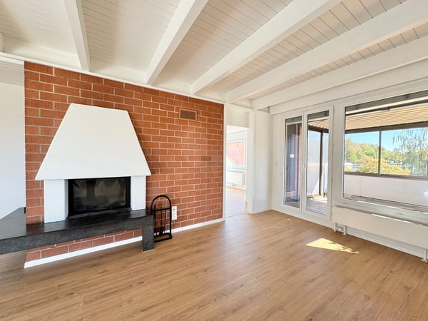 Sonnige Hanglage mit Rheinblick: 5.5-Zi. Terrassenhaus an ruhiger Lage 5