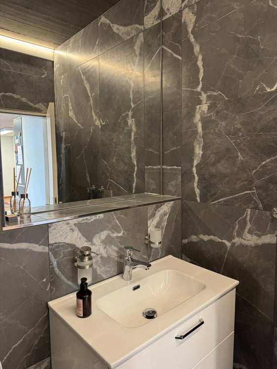 Moderne Büroräume an zentraler Lage in Reinach AG 8