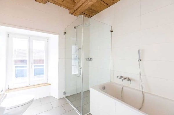 Mehrfamilienhaus und bewilligtes Bauprojekt für 5 Reihenhäuser 8