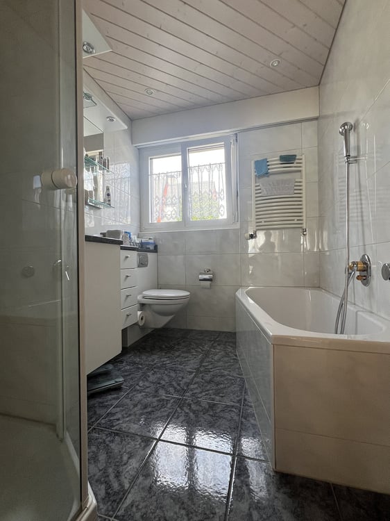 Interessantes Wohnhaus mit Pool und viel Privatsphäre 6