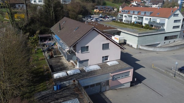 Liegenschaft mit grossem Entwicklungspotenzial! 3