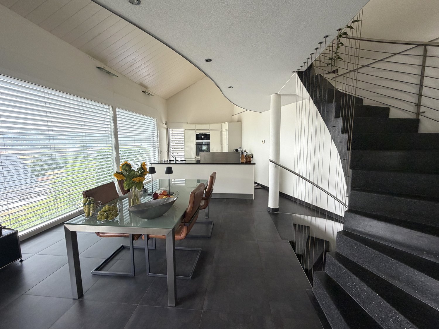 Immobilie in Hirschthal - Design-Haus mit herrlicher Fernsicht! - Bild 2