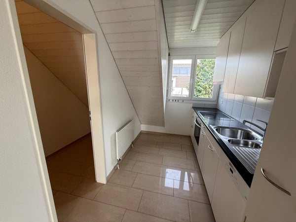 Moderne 3-Zimmer-Dachwohnung mit Balkon in Wettingen 7