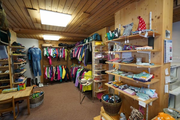 Geschäftsräumlichkeit mit Lagerabteil 6