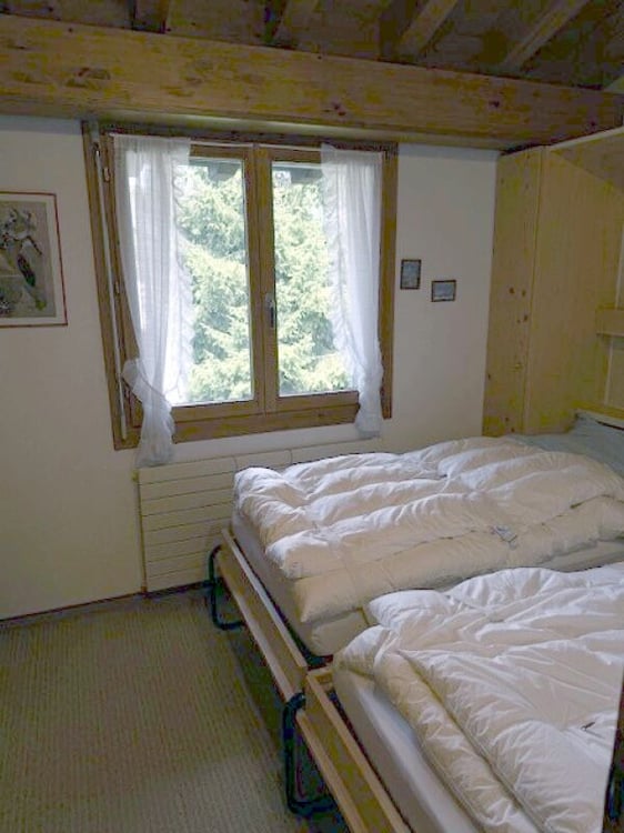 Sonnige 5.5 Zimmerwohnung an ruhiger Lage 8