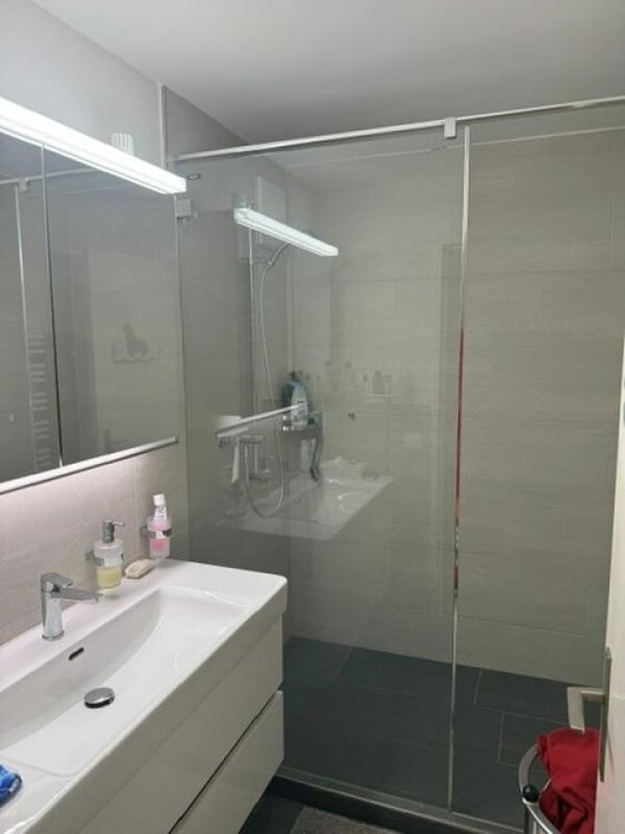 Grosszügige 4 1/2 Wohnung für Davoser Familie - Optional mit Büro 8