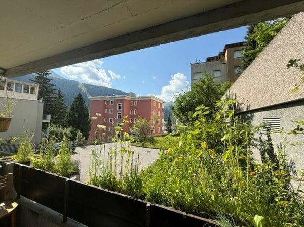 Grosszügige 4 1/2 Wohnung für Davoser Familie - Optional mit Büro 3