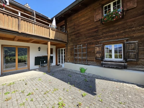 Renovierte 3.5-Zimmer-Wohnung ZUR DAUERMIETE 11
