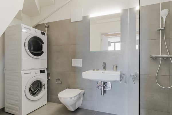 Moderne, zentrale Wohnung in Zürich 9