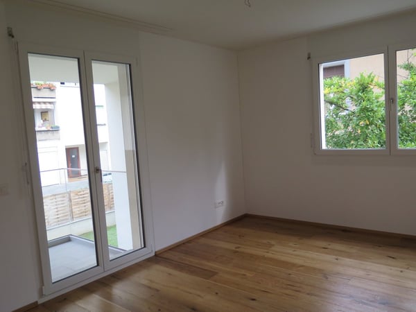 Helle, gemütliche 3.5-Zimmerwohnung mit zwei Balkonen in Muralto 9