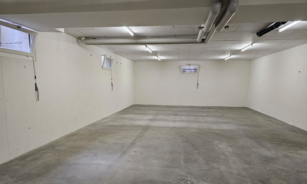 Grosses Lager/Archiv an optimaler Lage - Anlieferung mit Warenlift 2