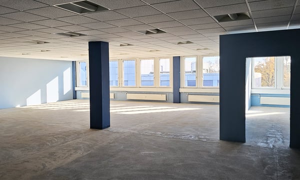 Lager/Archiv mit Tageslicht - Gewerbegebiet Sennweid, Steinhausen 3