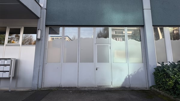 Attraktive Gewerbefläche für Produktion und Lager mit Hebebühne im Erdgeschoss 3