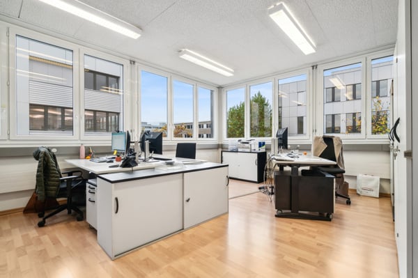 Ideal gelegene Büroflächen in Cham - Mit bestehendem Innenausbau 3