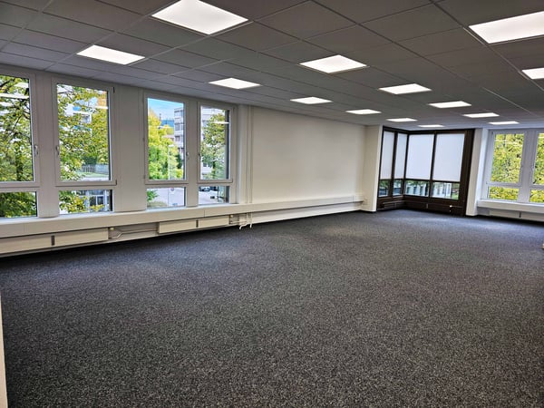Arbeiten mit direkter Anbindung an den ÖV - Büroräume im Zentrum Lindenpark, Baar 6