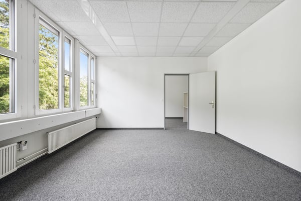 Preiswerte Bürofläche im Reppischtal wartet auf Ihren Bezug 5