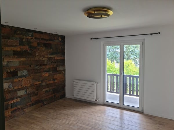 Entièrement rénovée maison de charme (Sus-Châtel). 7