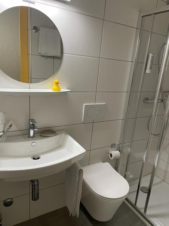 Chambre à louer - Zimmer zu vermieten 5