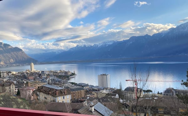 À louer dès le 1er novembre 1015 à Montreux centre 1