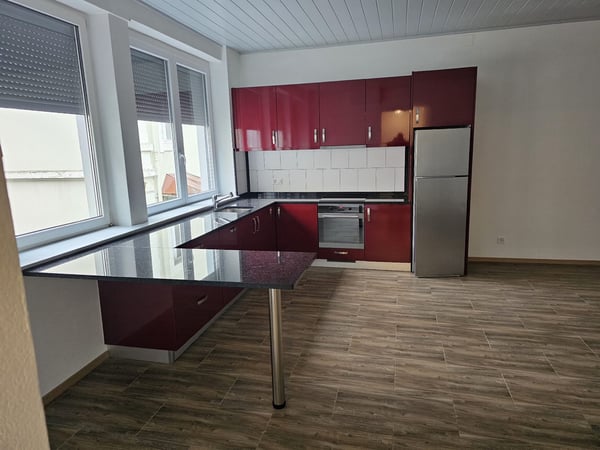 Maison de ville avec garages - 1.5 pièces - 180m 2