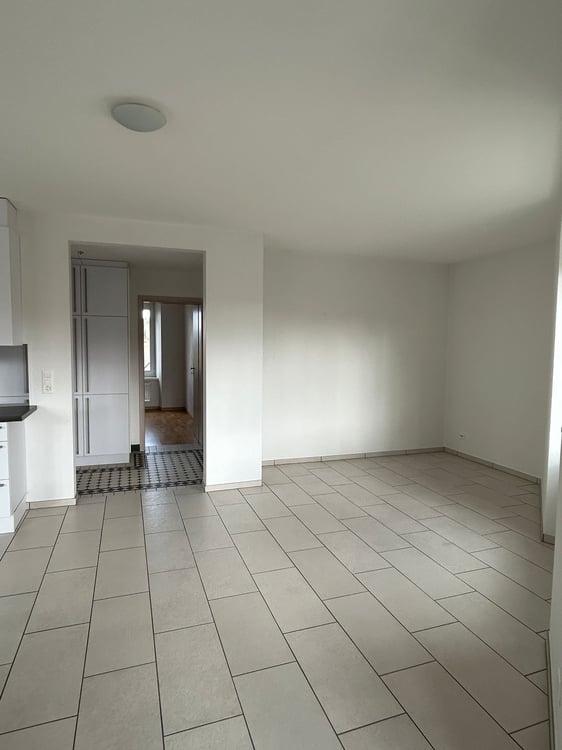 Appartement de 1.5 pièces récemment rénové à Saignelégier 2