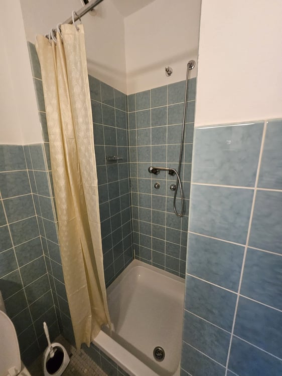 CHAMBRE MEUBLEE A LOUER A SIERRE 4