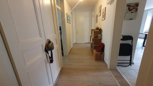 Centre-ville avec place de parc ! 2