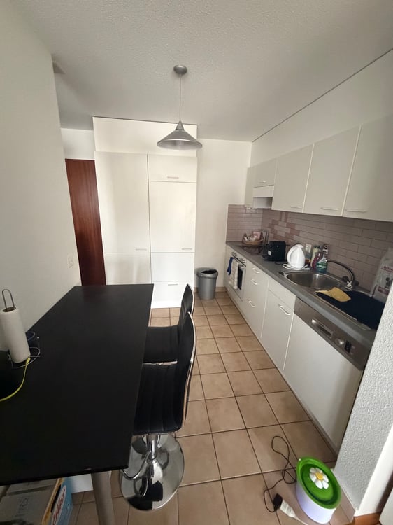 Appartement 1.5 au 2 ème étage (ouest) 2