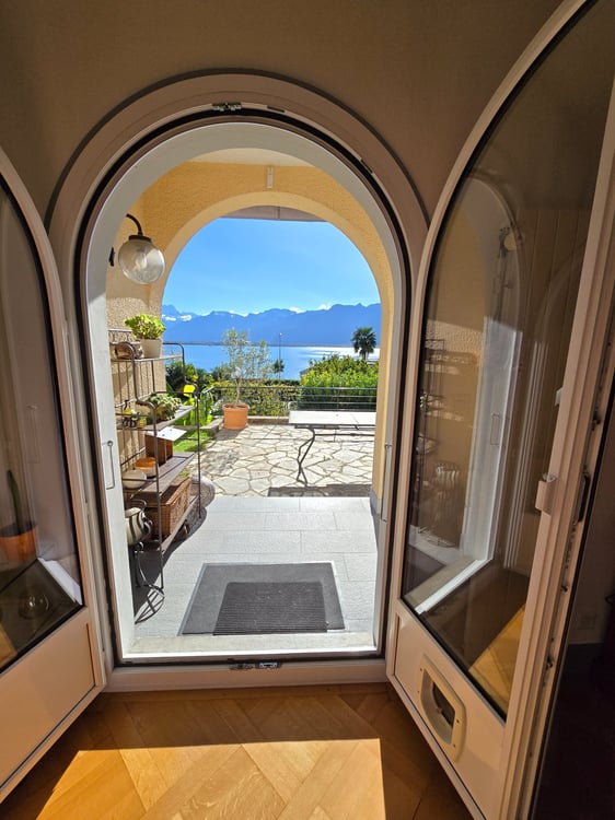 Maison de trois appartements avec une vue imprenable lac 4