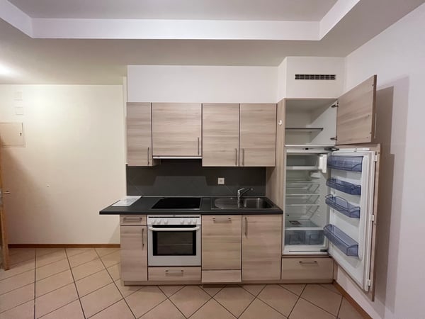 Studio au centre-ville de Sion 1