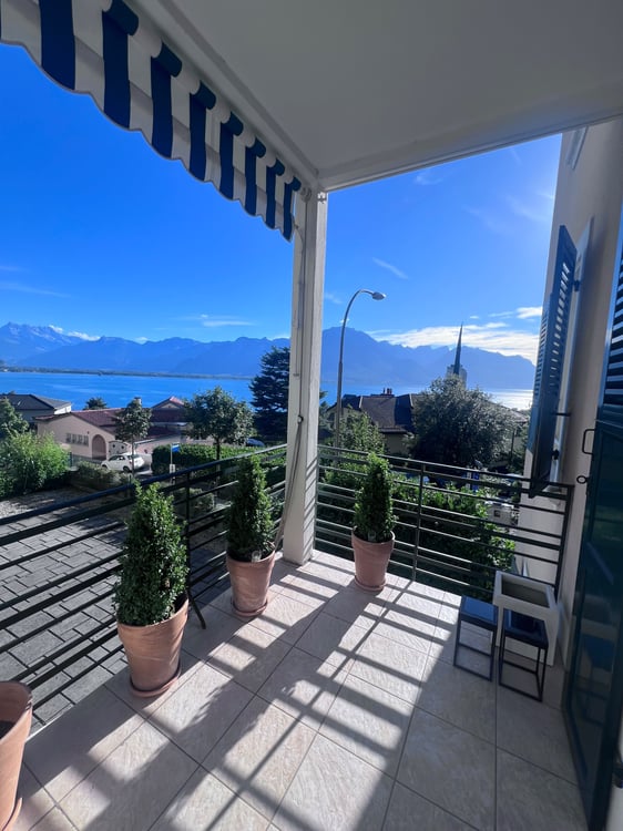 Montreux - rent or sublet - 1.5 room 14m2 sunny apartment 5