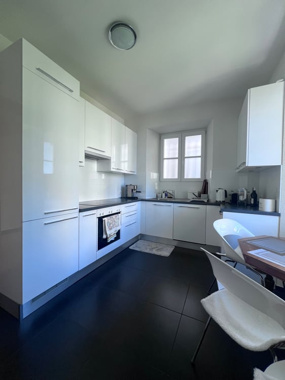 Montreux - rent or sublet - 1.5 room 14m2 sunny apartment 3