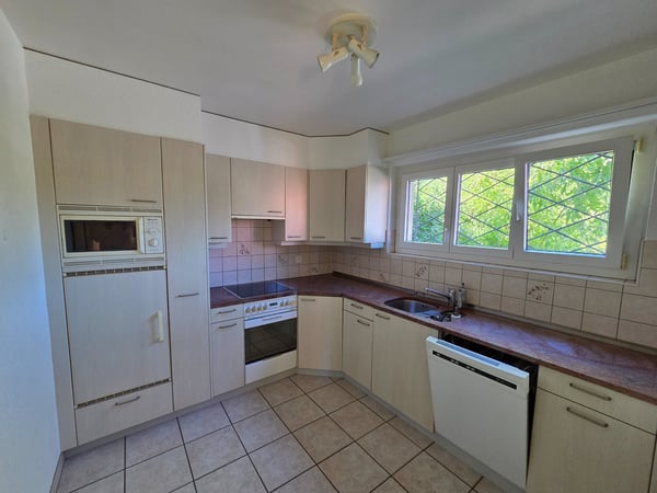 Charmante maison individuelle avec vue  à Hauterive 5