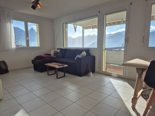 Gemütliche, sonnige 1.5 Zimmerwohnung im Steinerberg 3