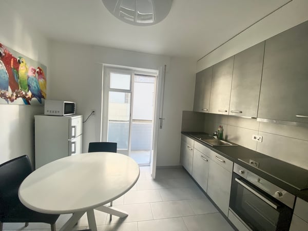 Appartement 1pièces meublé à côté de la gare de Sierre 4