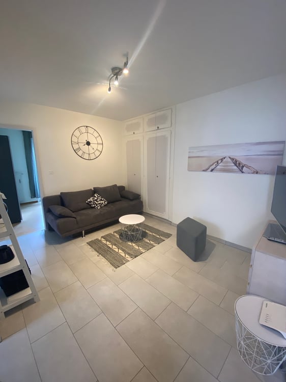 Appartement 1pièces meublé à côté de la gare de Sierre 5