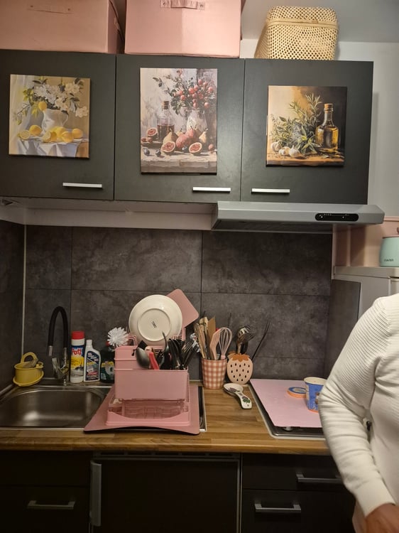 Nachmieter für großes Studio gesucht, per 2.2.26 3