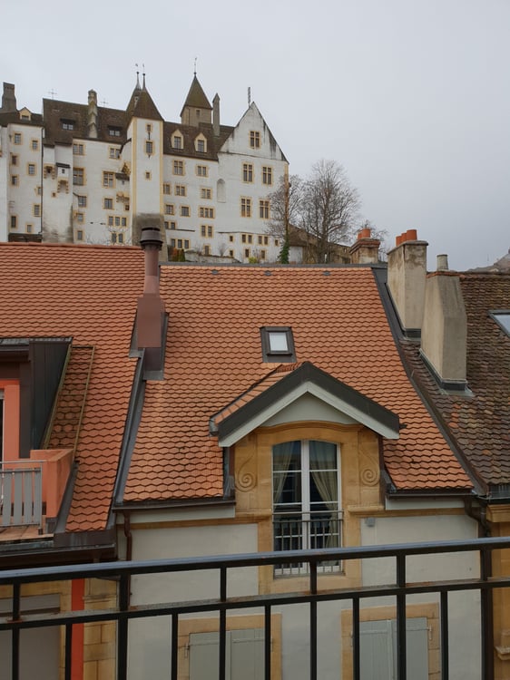 beau duplex zone piétonne neuchatel a louer 1