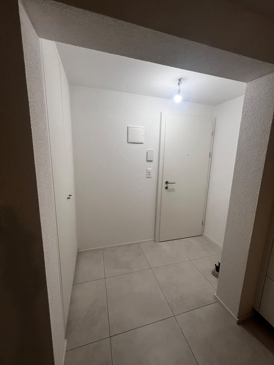 Bel appartement rénové 2 pièce Neuchâtel 4