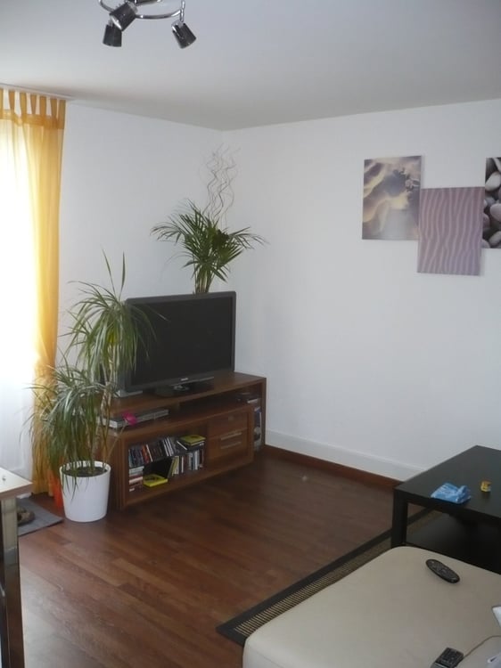 Helle und zentrale 1-Zimmer-Wohnung im 1.OG - Zentrum Biel 3