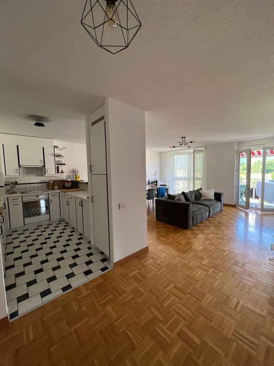 1.5 pieces - NYON Bail à remettre au 31 janvier 2026 2