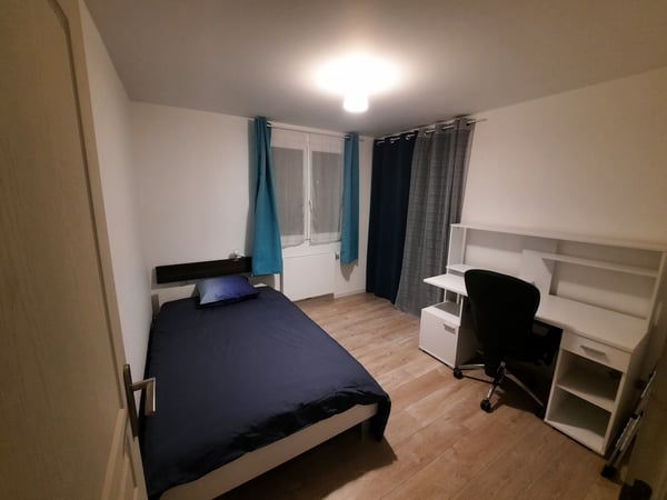 Chambre à louer en colocation 2