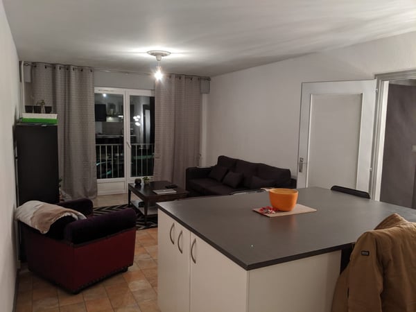 Confortable chambre à louer proche Genève et Lausanne 1