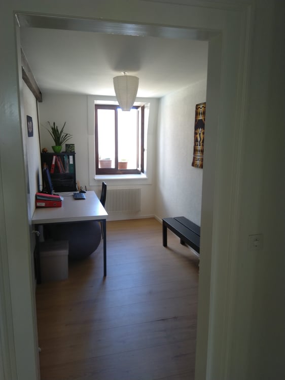 Sous-location 1 pièces au centre de Bienne 4