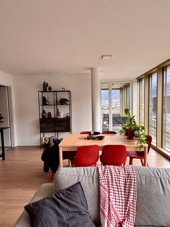 Sous-location 1.5 pièce à Cour de Gare à Sion 2