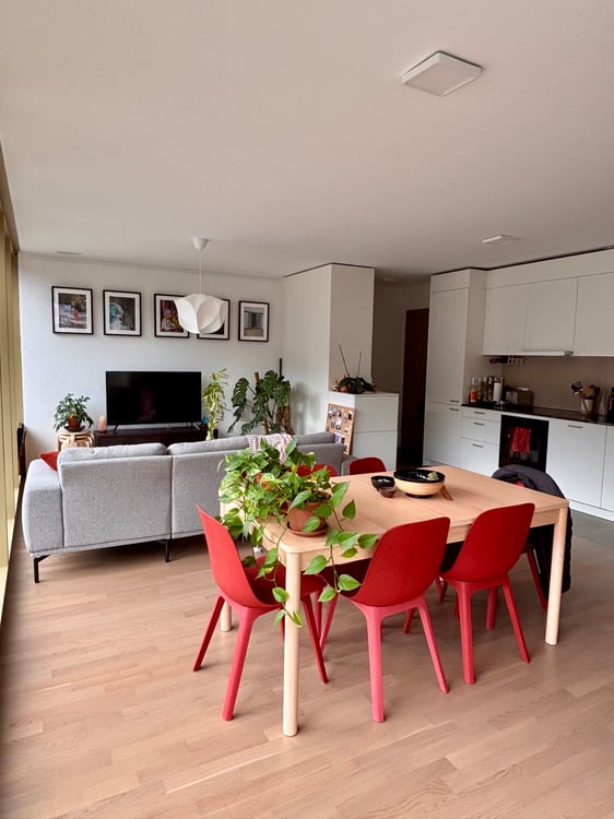 Sous-location 1.5 pièce à Cour de Gare à Sion 1